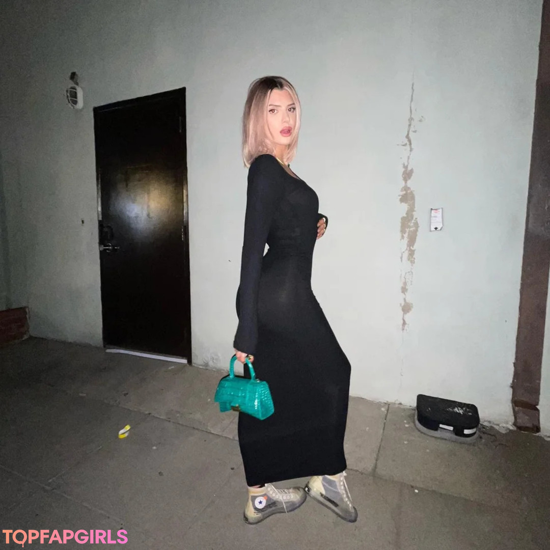 Foto desnuda filtrada de OnlyFans de Alissa Violet #309 Foto desnuda filtrada de OnlyFans de Alissa Violet #309