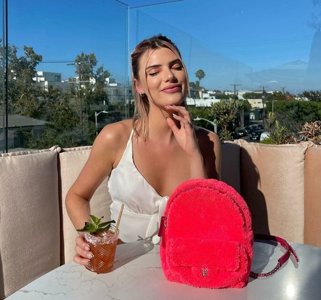 Foto desnuda filtrada de OnlyFans de Alissa Violet