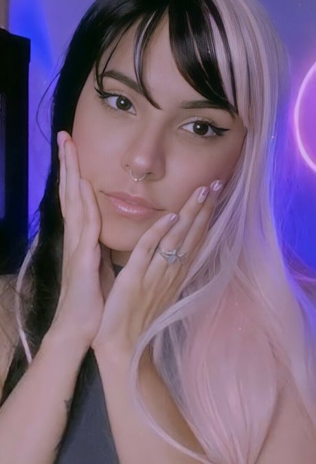 Luna Bloom