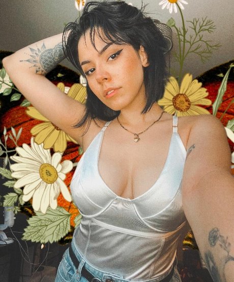 Luna Bloom