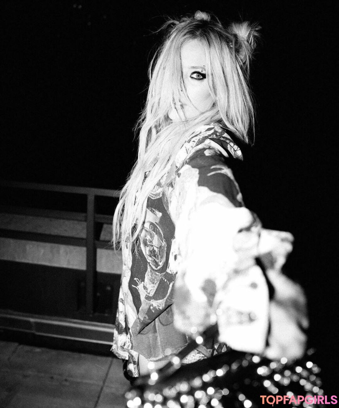 Foto desnuda filtrada de OnlyFans de Avril Lavigne #624 Foto desnuda filtrada de OnlyFans de Avril Lavigne #624