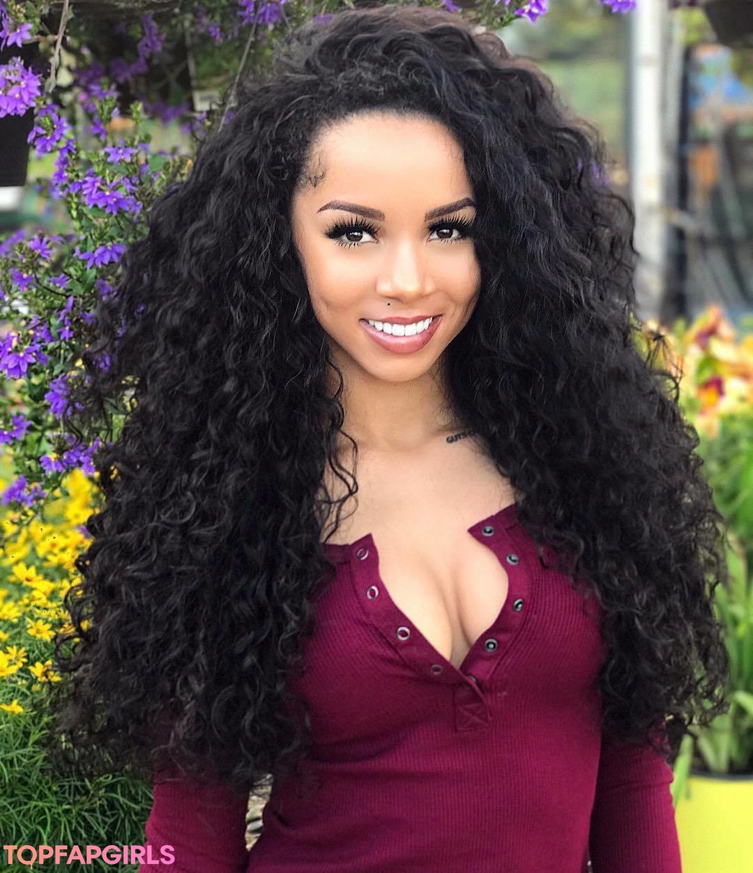 Foto desnuda filtrada de OnlyFans de Brittany Renner #917 Foto desnuda filtrada de OnlyFans de Brittany Renner #917