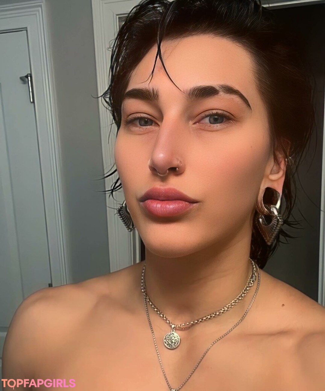 Foto desnuda filtrada de OnlyFans de Rhea Ripley #366 Foto desnuda filtrada de OnlyFans de Rhea Ripley #366
