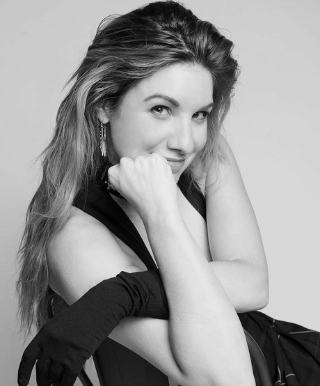 Mari Moon