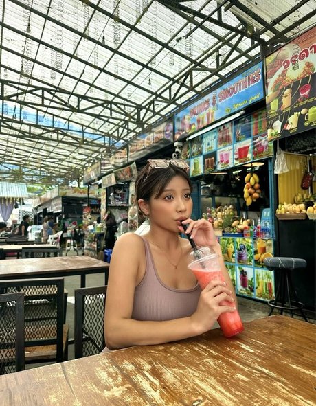 Aya Hazuki