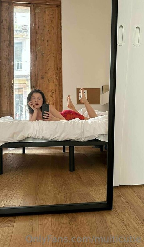 Foto desnuda filtrada de OnlyFans de Multicutie