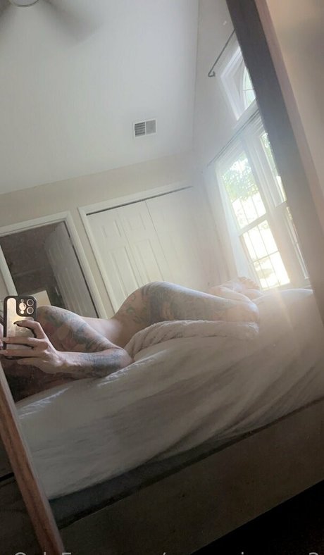 Emmmjayyyx3