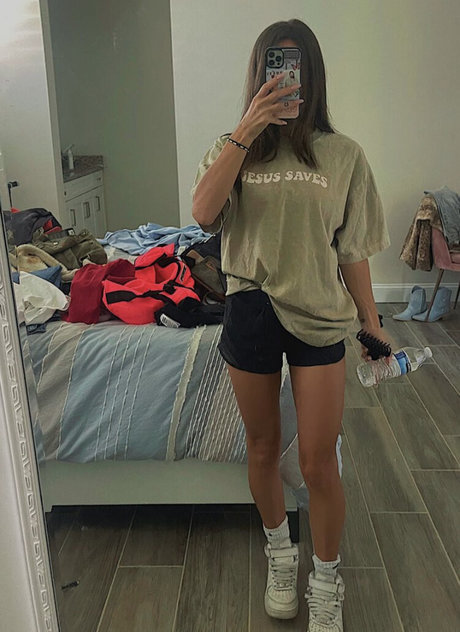 Taylor Alesia