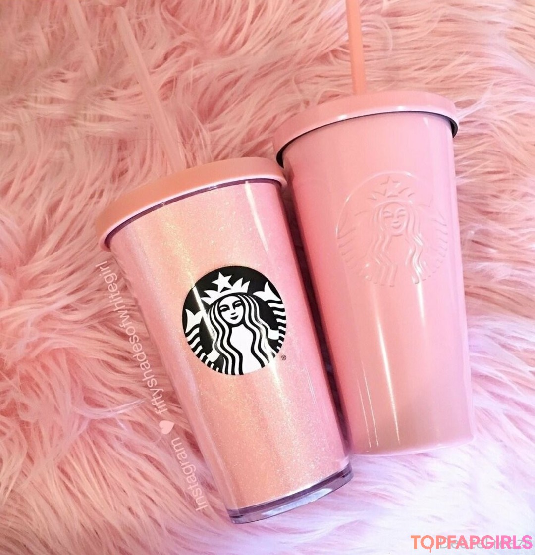 Foto desnuda filtrada de OnlyFans de Deezefreeze #22 Foto desnuda filtrada de OnlyFans de Deezefreeze #22