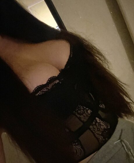 Foto desnuda filtrada de OnlyFans de Stellaruu