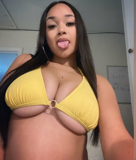 Foto desnuda filtrada de OnlyFans de Keilaniixxx