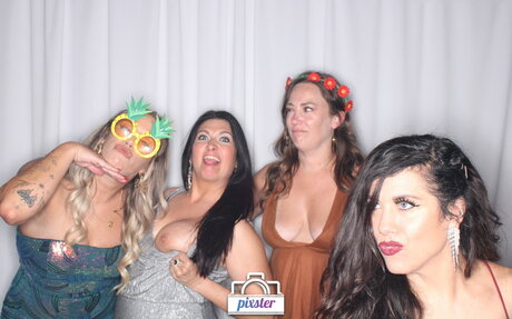 Photobox Flashes
