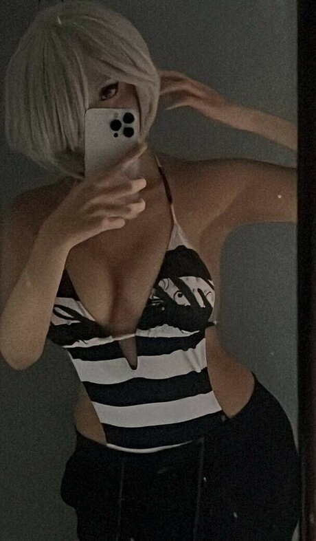 Foto desnuda filtrada de OnlyFans de Likeviolence
