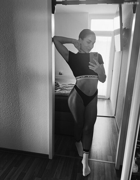 Mademoiselle_michele