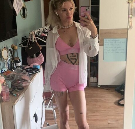 Foto desnuda filtrada de OnlyFans de Kennt