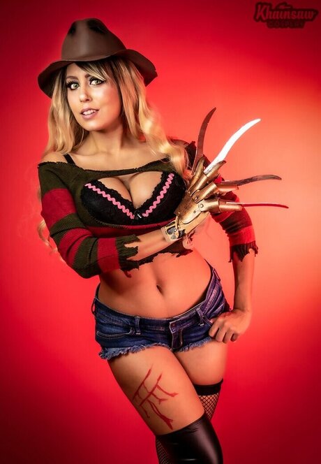 Mortal Kombat Erotic Cosplay