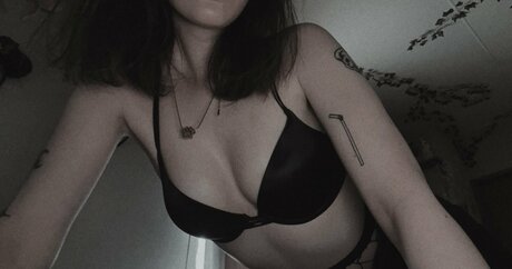 Foto desnuda filtrada de OnlyFans de Itsmalic3