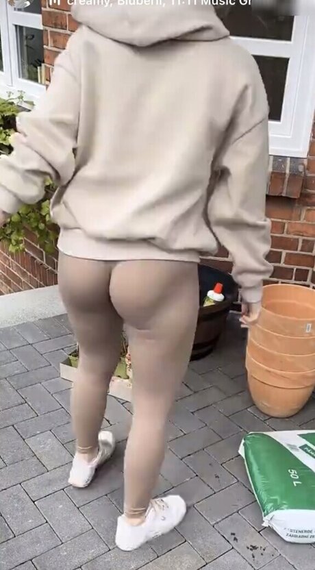 Julia Schulze