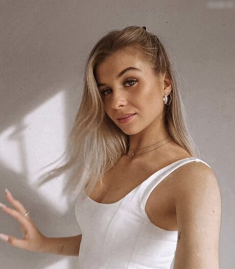 Corinabrx