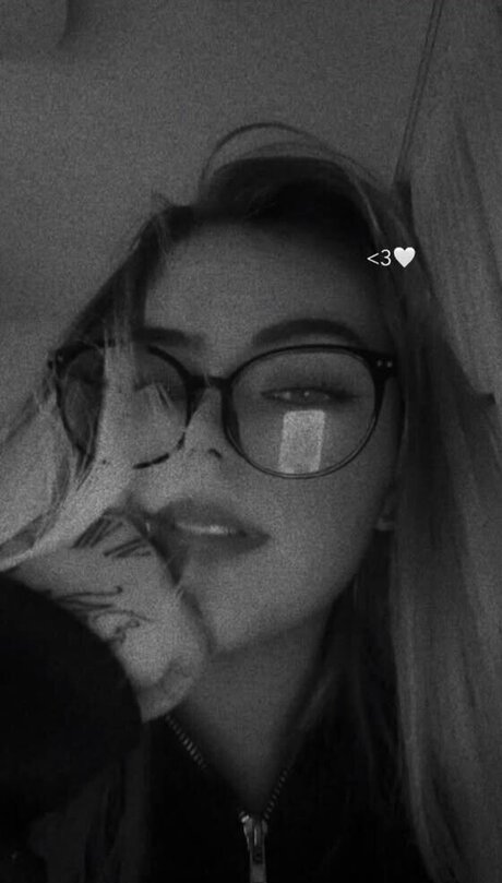 Foto desnuda filtrada de OnlyFans de Gloria Ebt