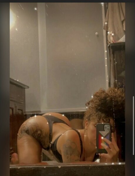 Foto desnuda filtrada de OnlyFans de Mexicancandyyyy