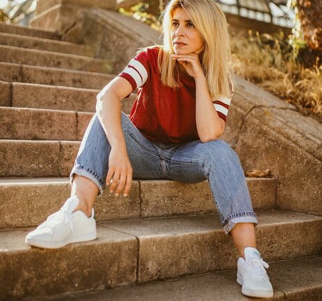Julie Zenatti