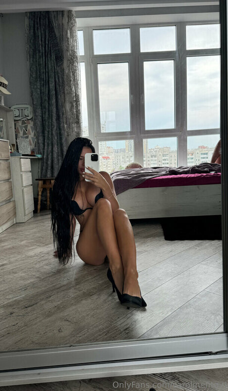 Carolinefitgirl