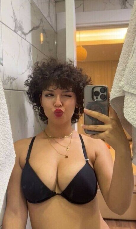 Foto desnuda filtrada de OnlyFans de Jupiter1202