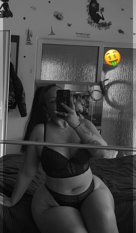 Ellyyelly