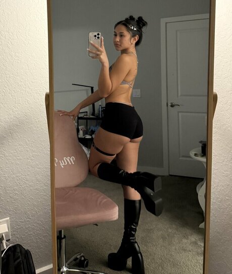 Maneaterjade