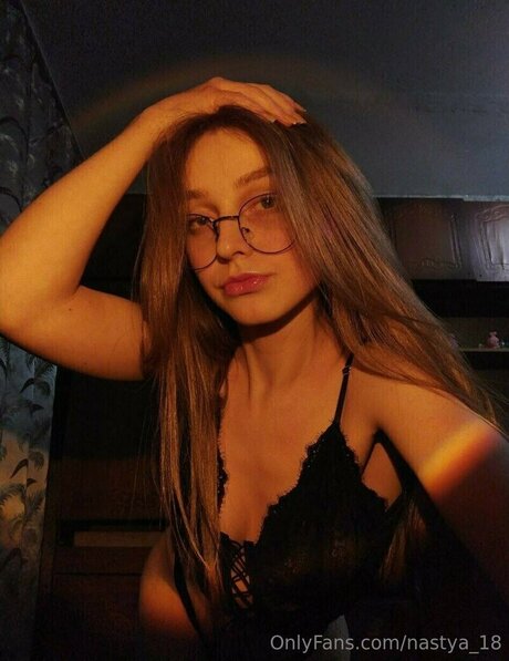 Foto desnuda filtrada de OnlyFans de Aliceinwonderland18