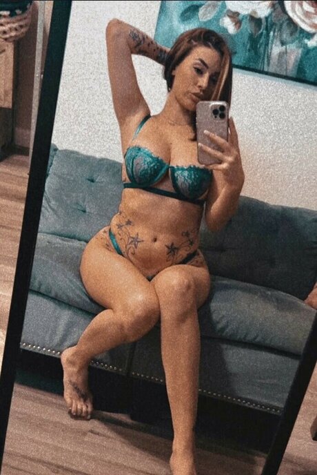 Foto desnuda filtrada de OnlyFans de Htxravenn