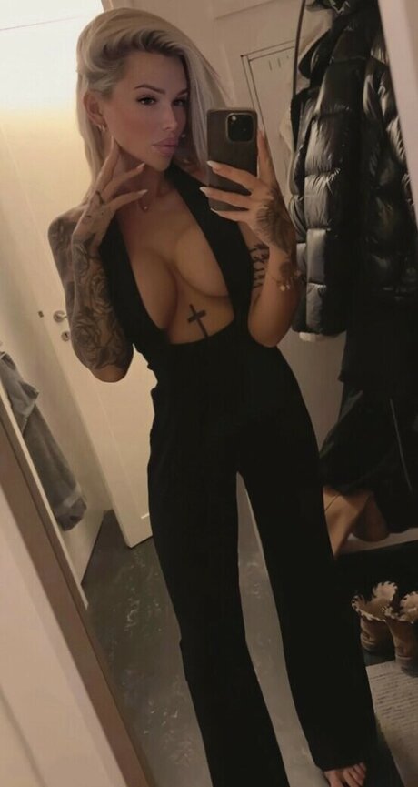 Foto desnuda filtrada de OnlyFans de Emma Sandell  Sandellemma