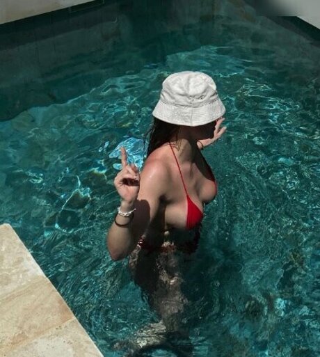 Foto desnuda filtrada de OnlyFans de Emma Schnborn