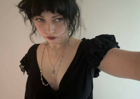 Violet Grohl