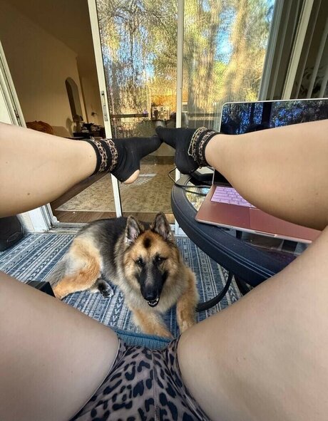 Foto desnuda filtrada de OnlyFans de Katycarnegie