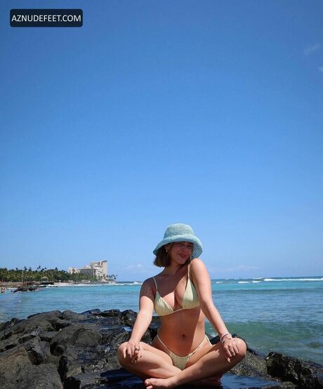 Ally Yost | ally_yost | AllyYost