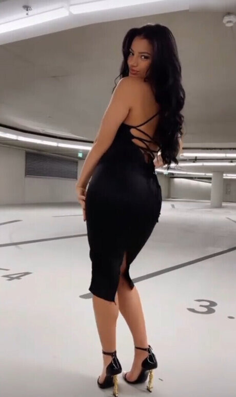 Ivana Santacruz
