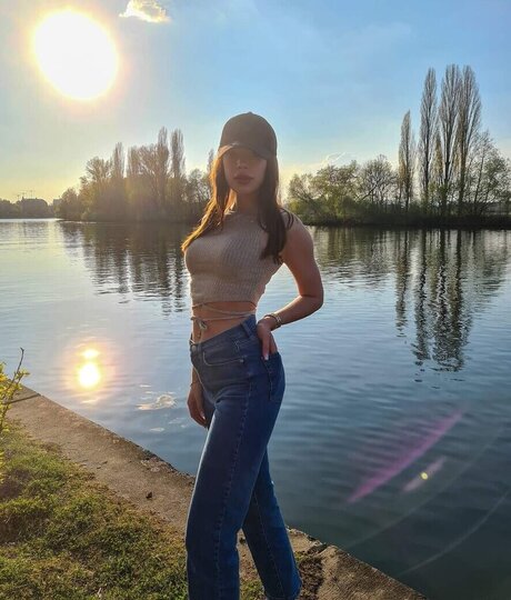 Hollaura