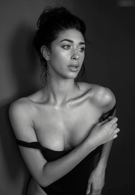 Shayna Senior
