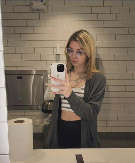 Foto desnuda filtrada de OnlyFans de Babygirlcountry