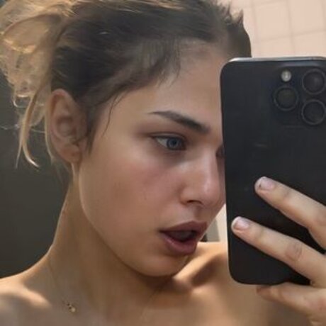Foto desnuda filtrada de OnlyFans de Elsa Weienbach