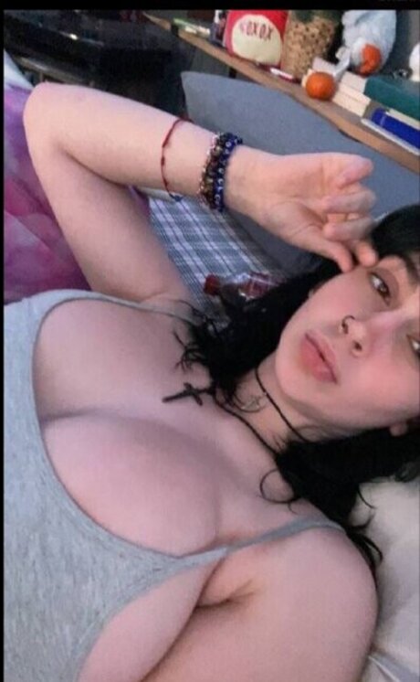 Foto desnuda filtrada de OnlyFans de Codeinecassidy