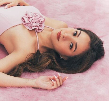 Cristine Reyes