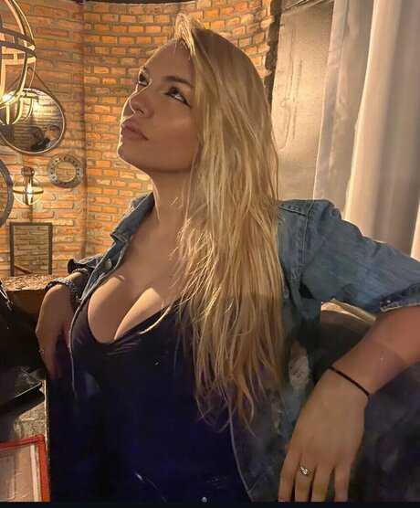 Eliana Sales