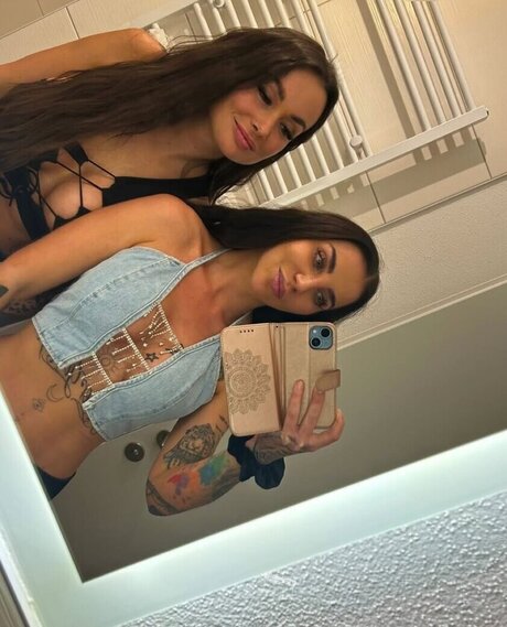 Foto desnuda filtrada de OnlyFans de Ciiiindi