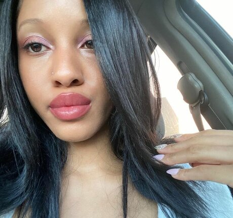 Foto desnuda filtrada de OnlyFans de Asmr Bella Bree