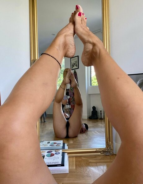 Lola Mendez
