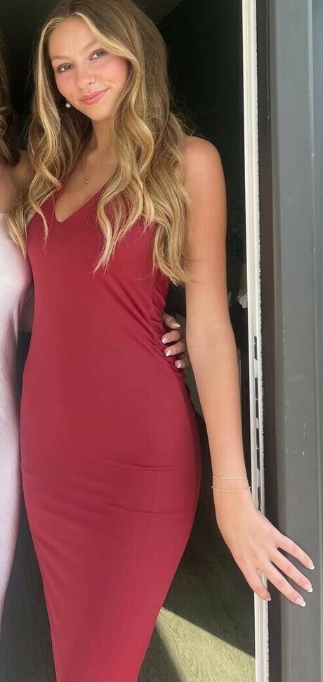 Mia Steele
