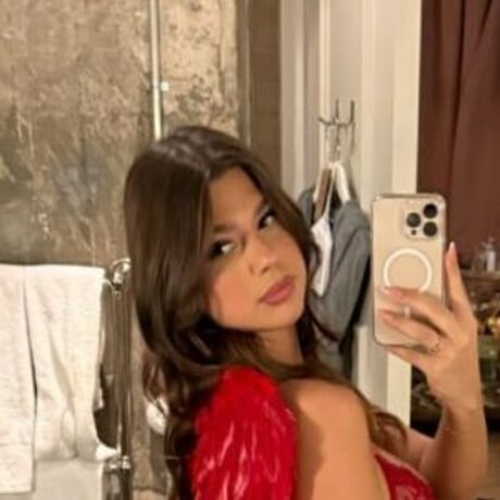 Xeniahelenaa
